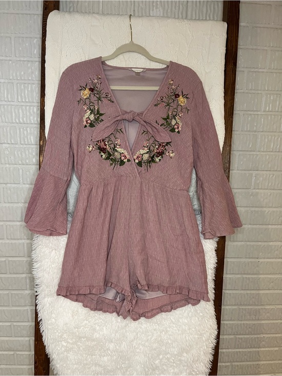 Altar'd State Pants - Altar'd State Joanna Floral Embroidered Women’s Medium Romper